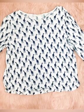 🦒 H&M Black & White Giraffe Print Long Sleeve Top | Good condition